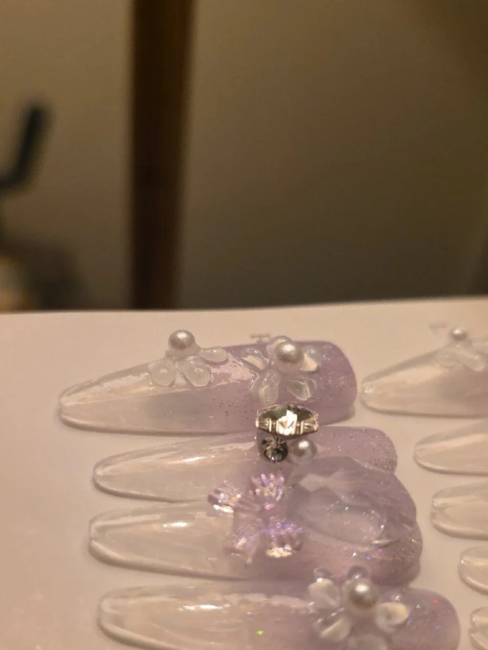 Delicate Lavender Pearl 3D Press-On Nails - Size Large